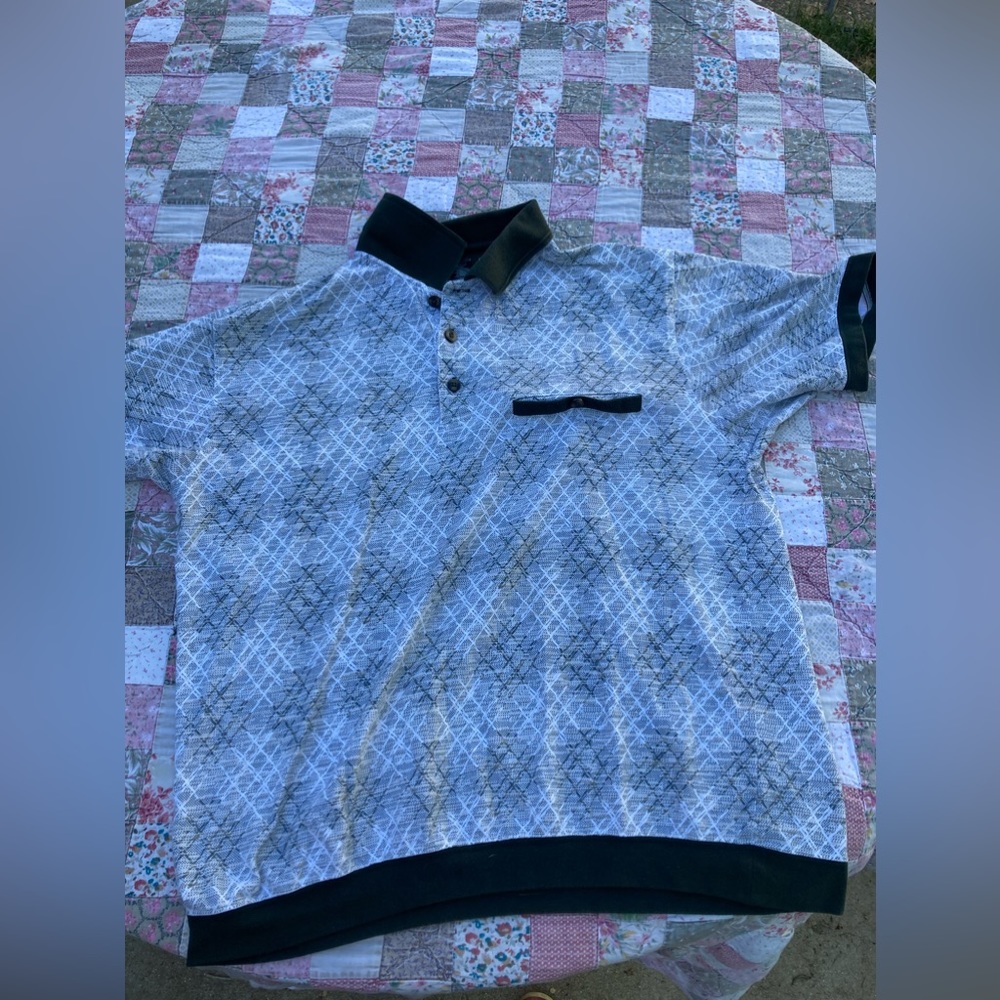 Green golf shirt L